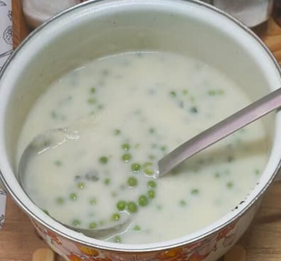 zöldborsófőzelék mirelitből tejjel